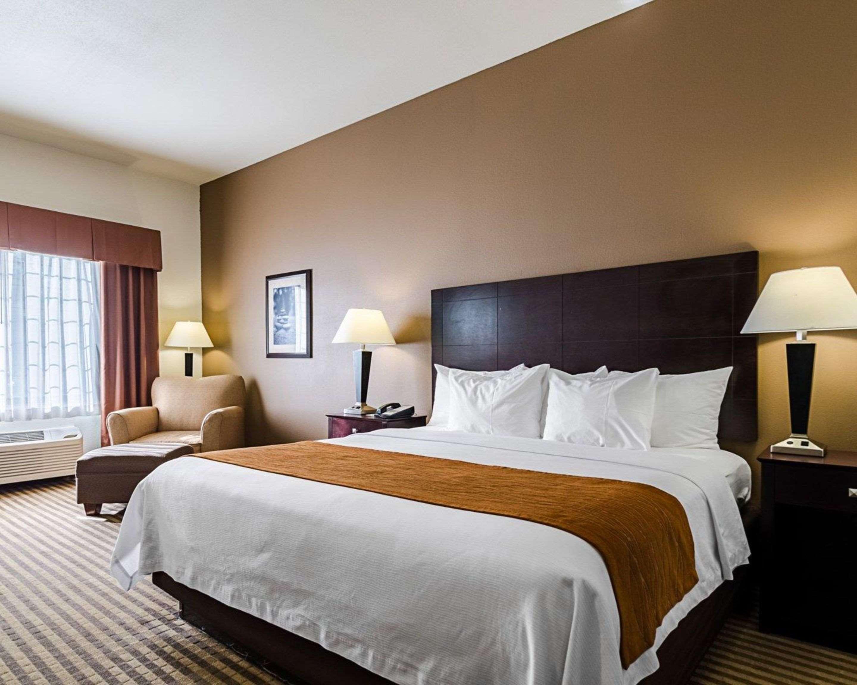 Comfort Inn & Suites Lawrence - University Area Exteriér fotografie