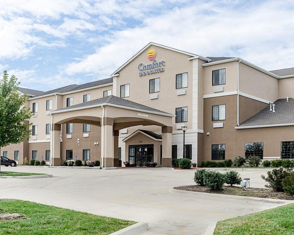 Comfort Inn & Suites Lawrence - University Area Exteriér fotografie