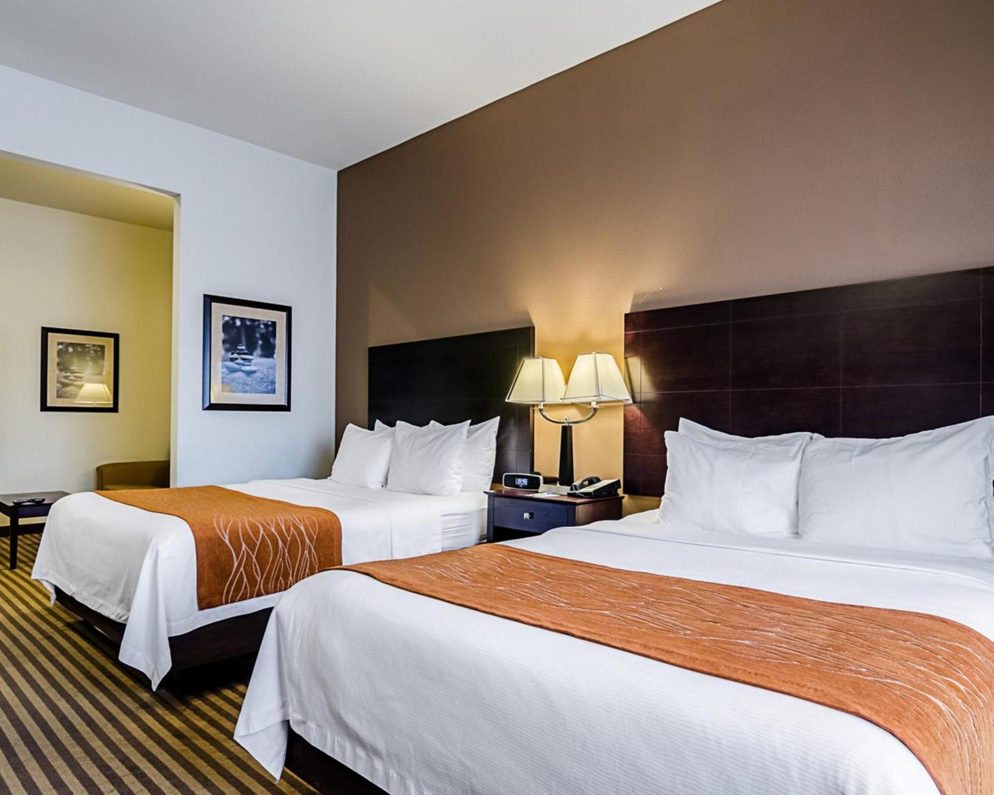 Comfort Inn & Suites Lawrence - University Area Exteriér fotografie