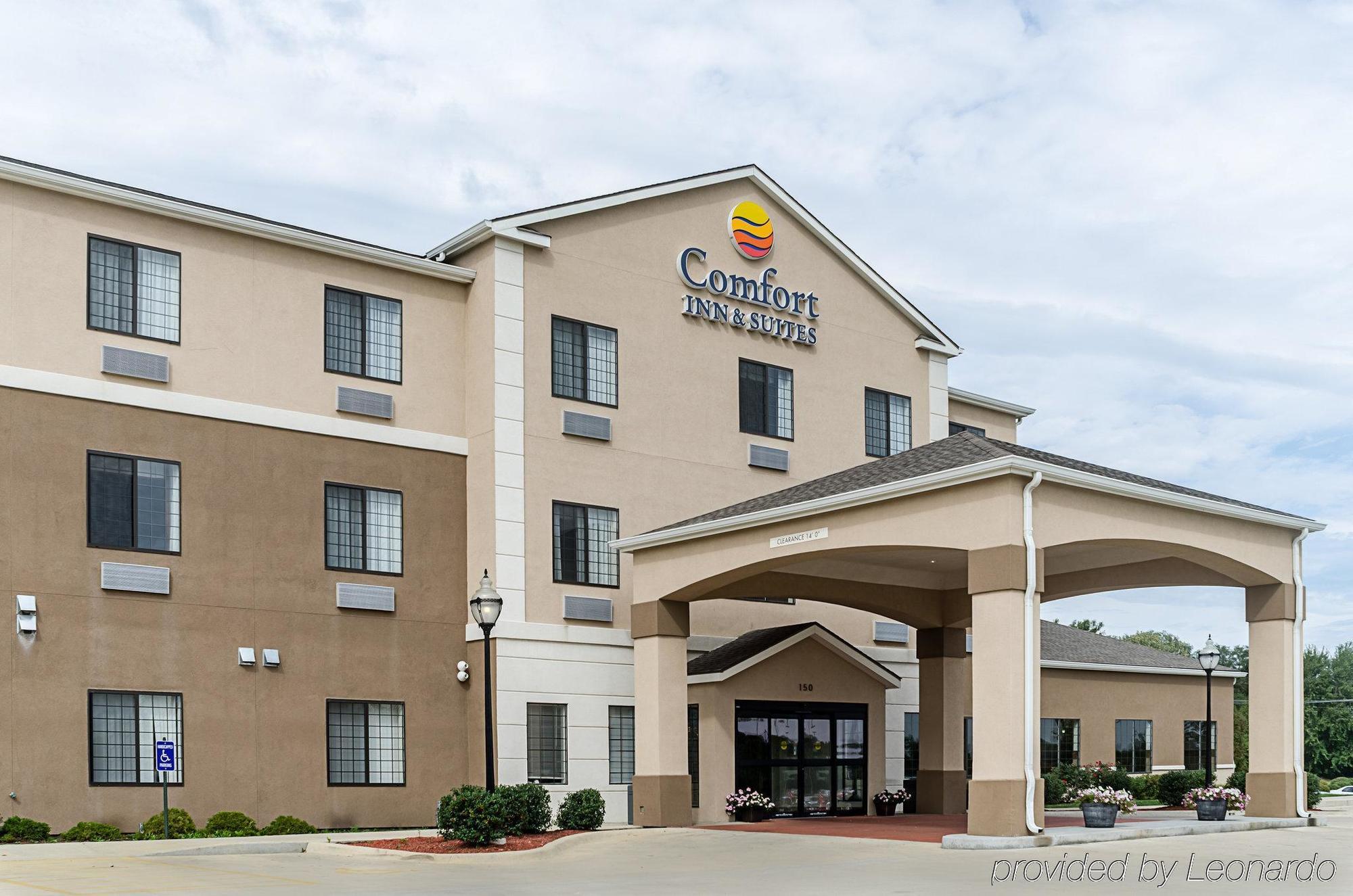 Comfort Inn & Suites Lawrence - University Area Exteriér fotografie