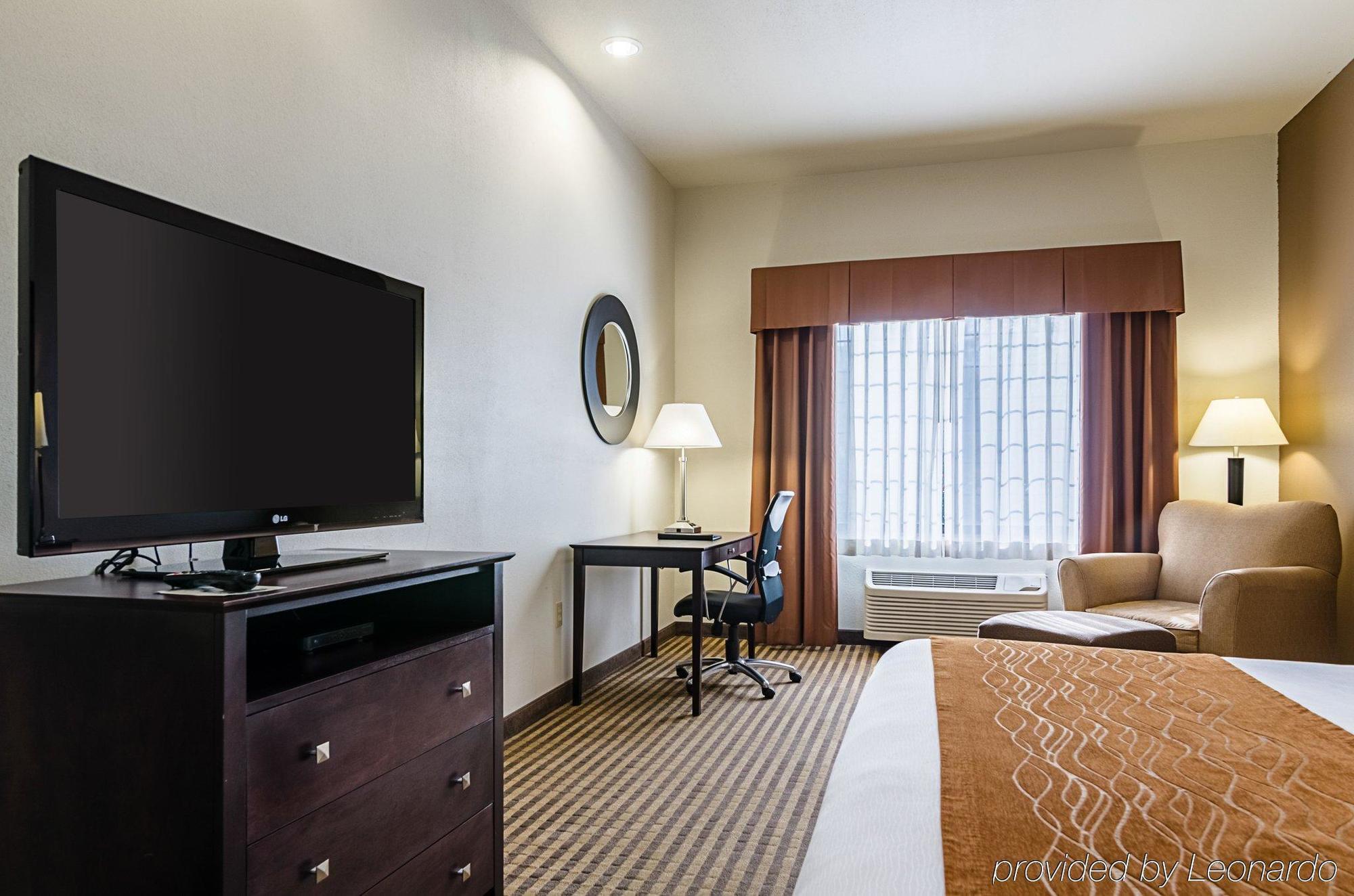 Comfort Inn & Suites Lawrence - University Area Exteriér fotografie