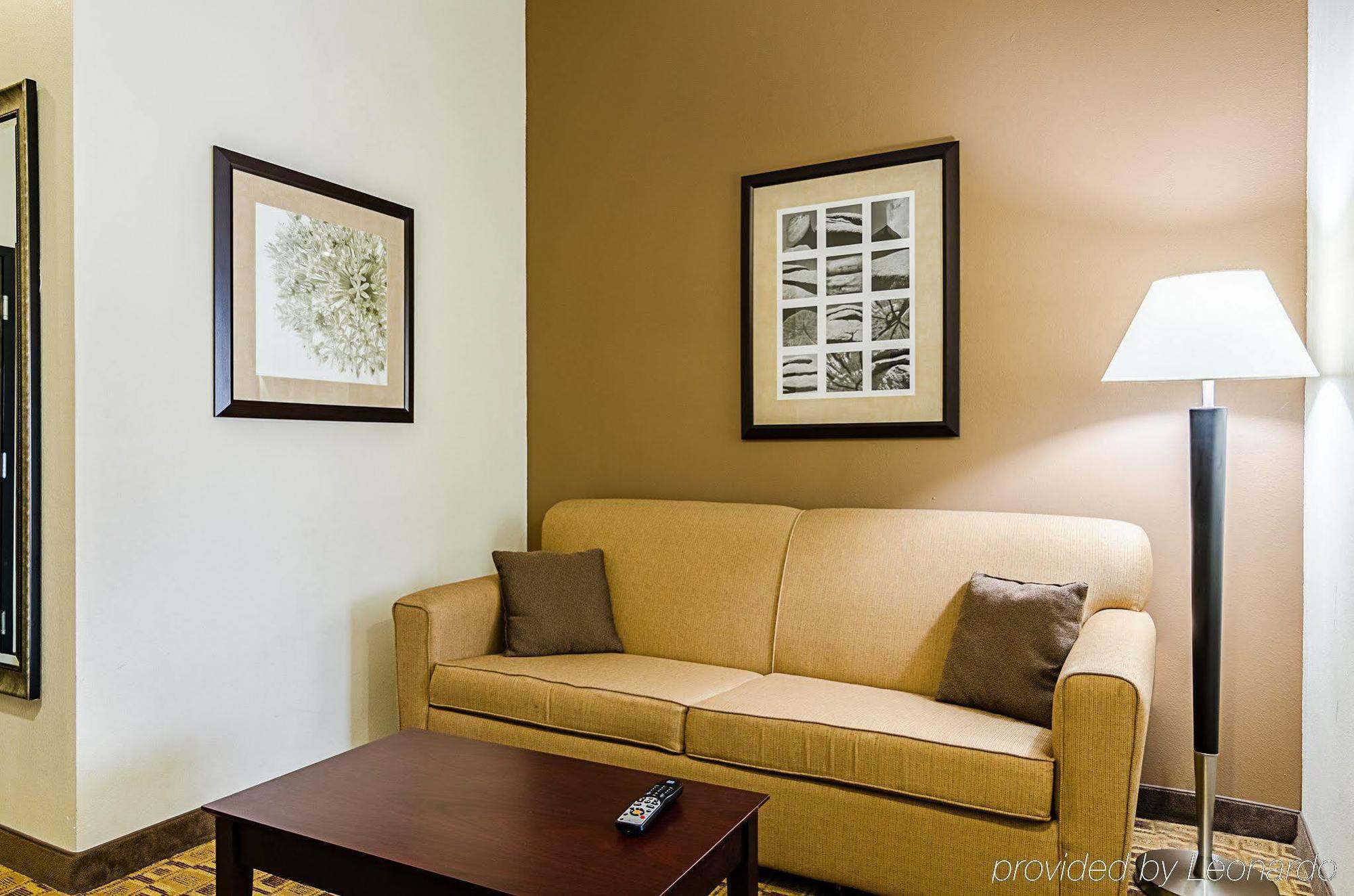 Comfort Inn & Suites Lawrence - University Area Exteriér fotografie
